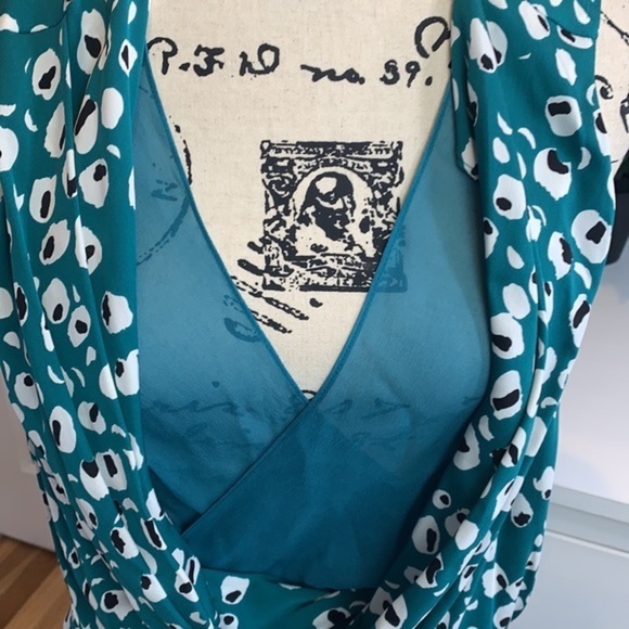 DVF New Issie Two Silk Sleeveless Top NWT - Picture 5 of 11